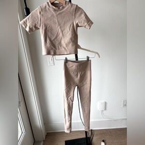 Everlane two piece set (XS/S)